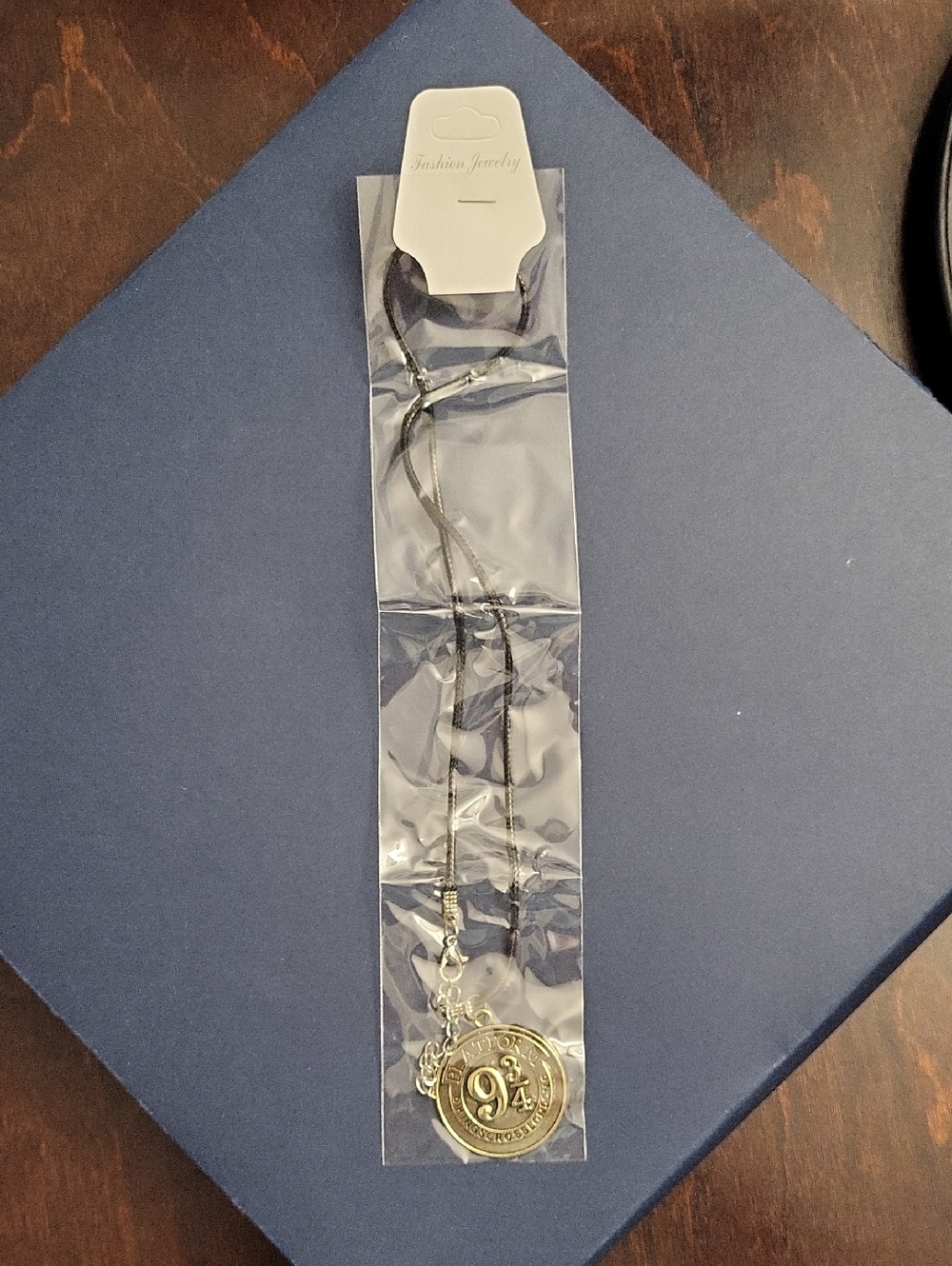 Harry Potter Wizard Platform 9 3/4 Round Pendant Necklace — Antique Gold Tone